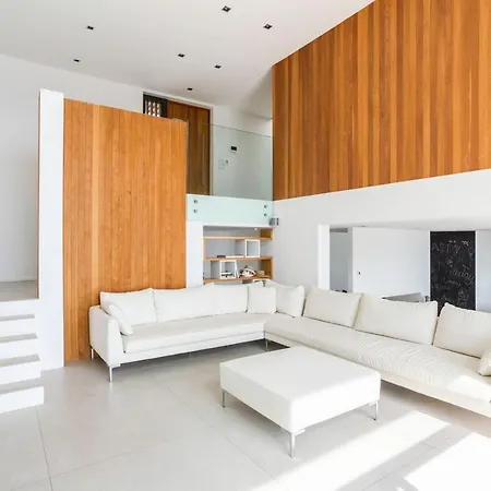 Magnificent With Sea View וילה