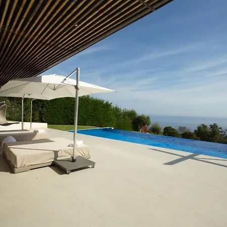 Magnificent With Sea View * Saint-Peïre-sur-Mer