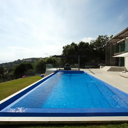 וילה Magnificent With Sea View *